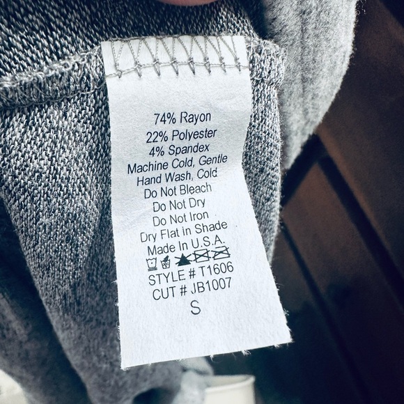 Jenny Boston Boutique NWT Women Long Sleeves Blended Fabrics Small - Picture 2 of 5